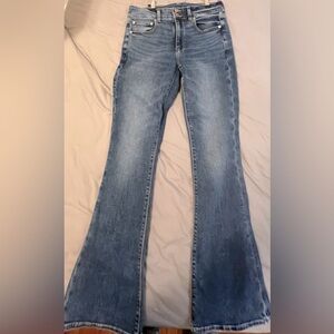 American Eagle Hi-Rise Artist Flare Jeans size 6 new without tags
